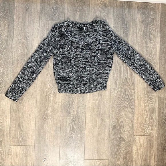 H&M Heathered Marle Cable Knit Sweater Pullover Chunky Black White Size Small - Picture 4 of 13